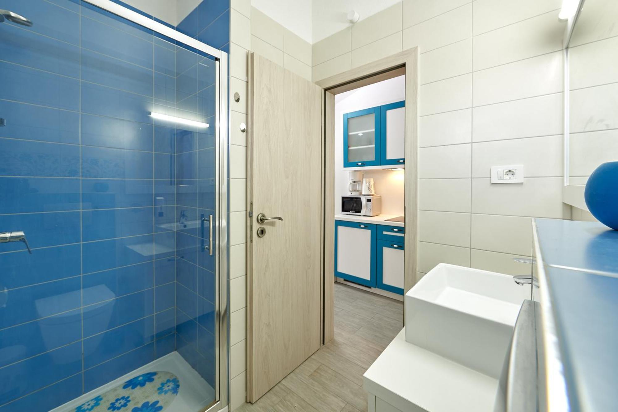 Apartments With A Parking Space Mavarstica, Ciovo - 17803 トロギール 部屋 写真